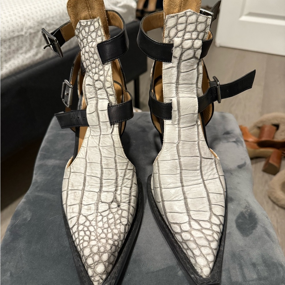 Elegant Crocodile John Fluevog - Picture 6 of 9